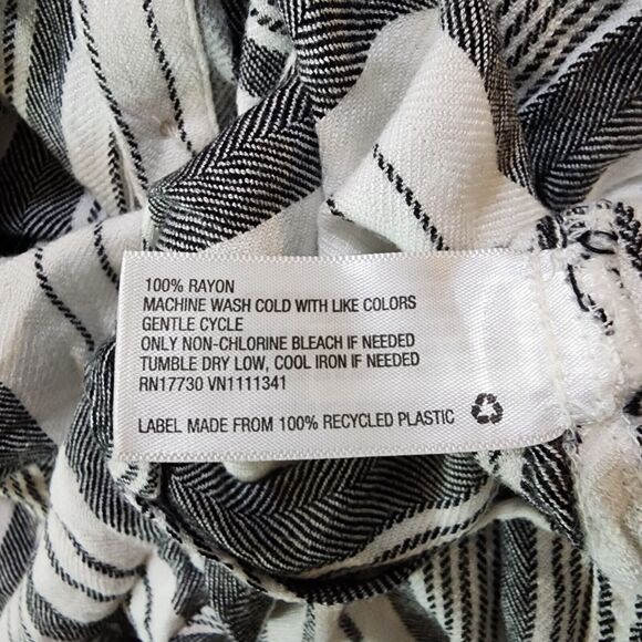 Merona Womens Knit Top Size M White Black Striped Long Sleeve Button Down - Picture 6 of 9